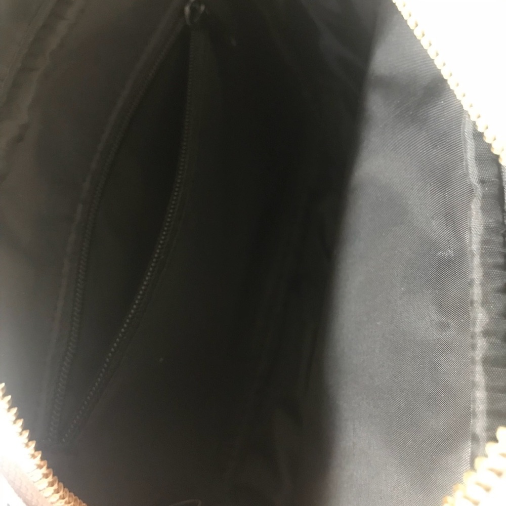 NWOT Victoria Secret Silver Metallic Crossbody Bag - Picture 8 of 8